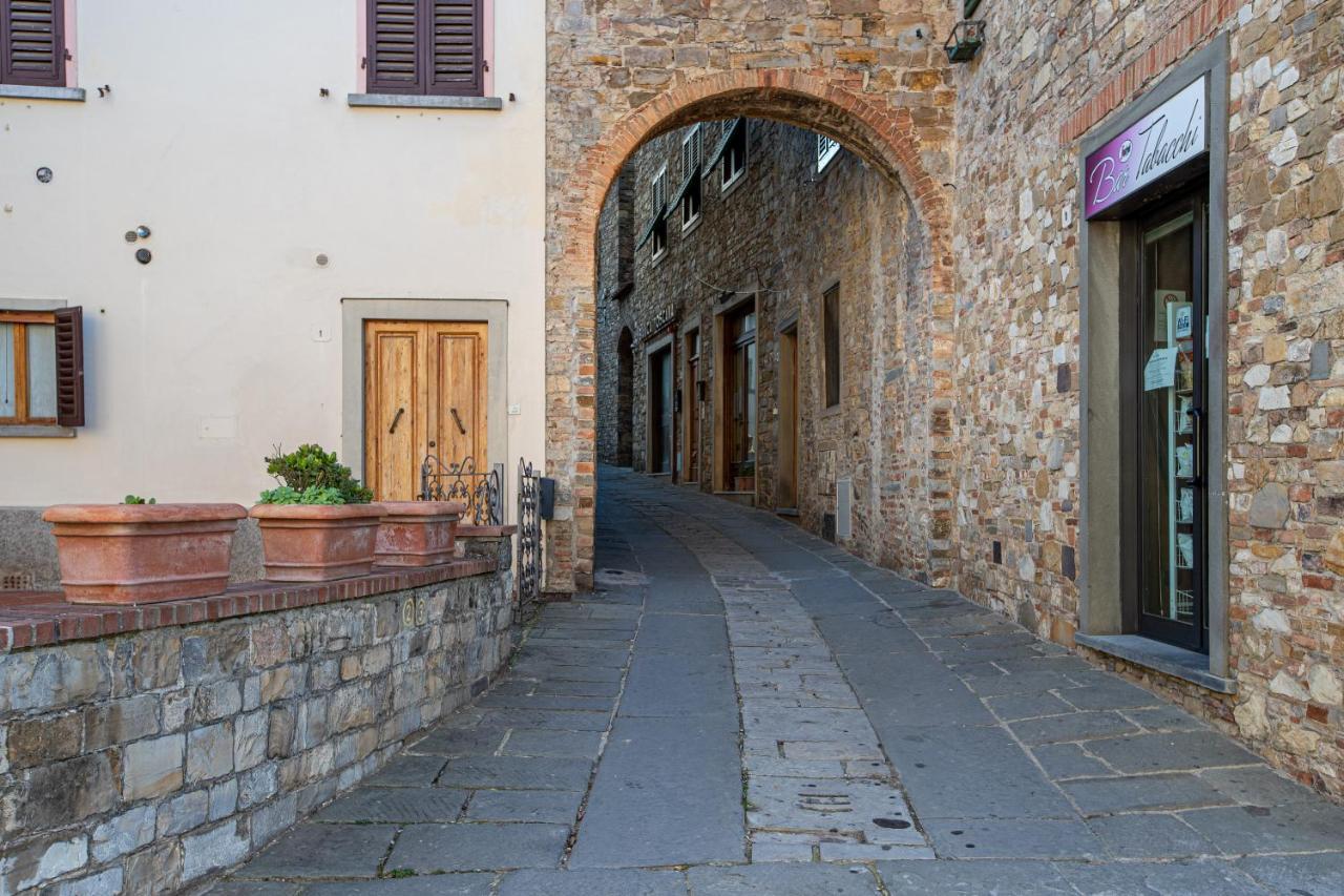 Old Medieval Apartment San Donato in Poggio Exterior foto